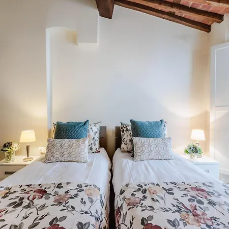 Apartment Serene Historic In
